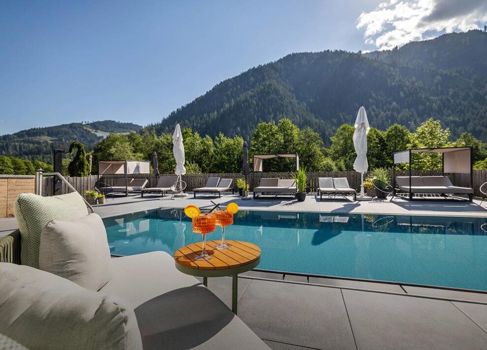 Outdoor-Pool beim Aparthotel Fuxbau in Flachau Outdoor-Pool beim Aparthotel Fuxbau in Flachau